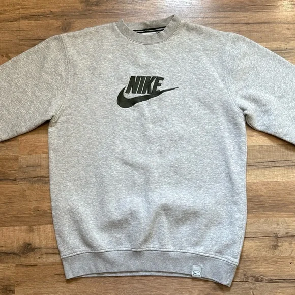 Y2K Nike Spell Out Center Swoosh Crewneck Sweatshirt - Picture 2 of 7